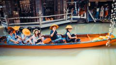 Thailands Tourism Sees Positive Growth Amidst Glob