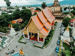 Chiang Mai Caf? s Skinny Discount Sparks Controver