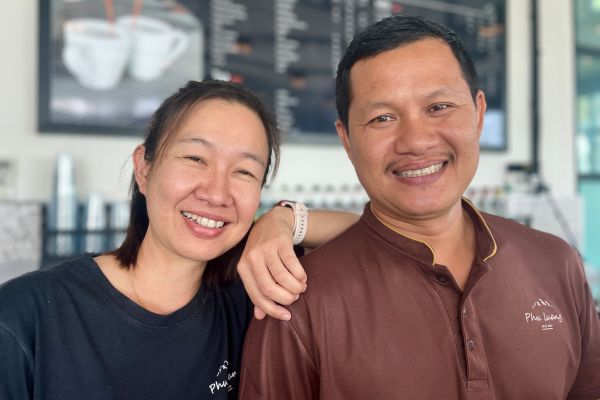 Welcome to Phu Luang Cafe in Na Chaluai